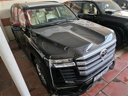 تۆیۆتا لاند کروزەر